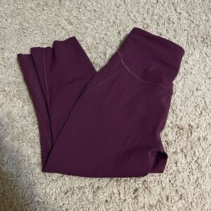 lululemon base pace crops 17" vintage plum size 4
